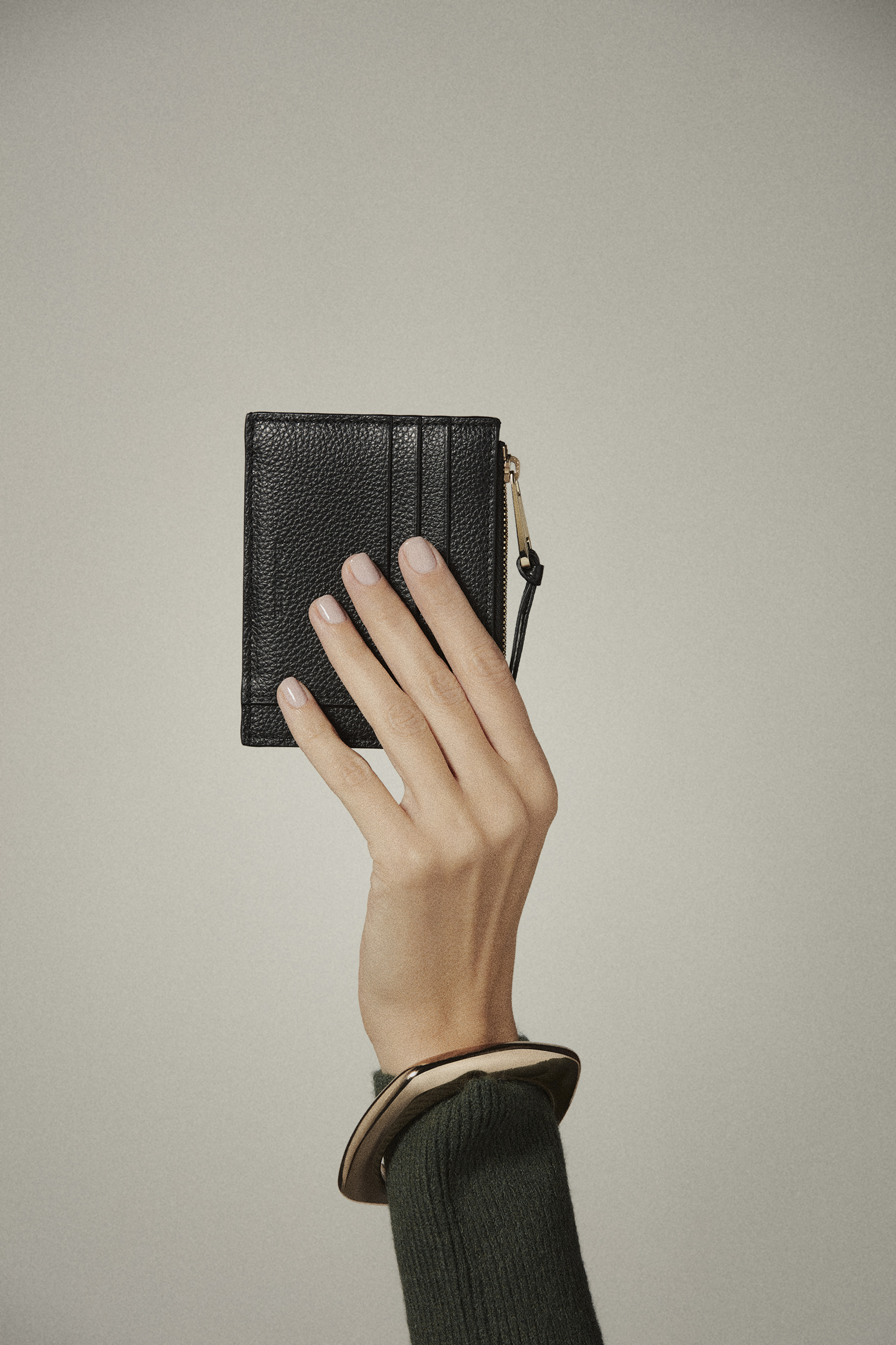 Hands 7 — Arthur Cerica