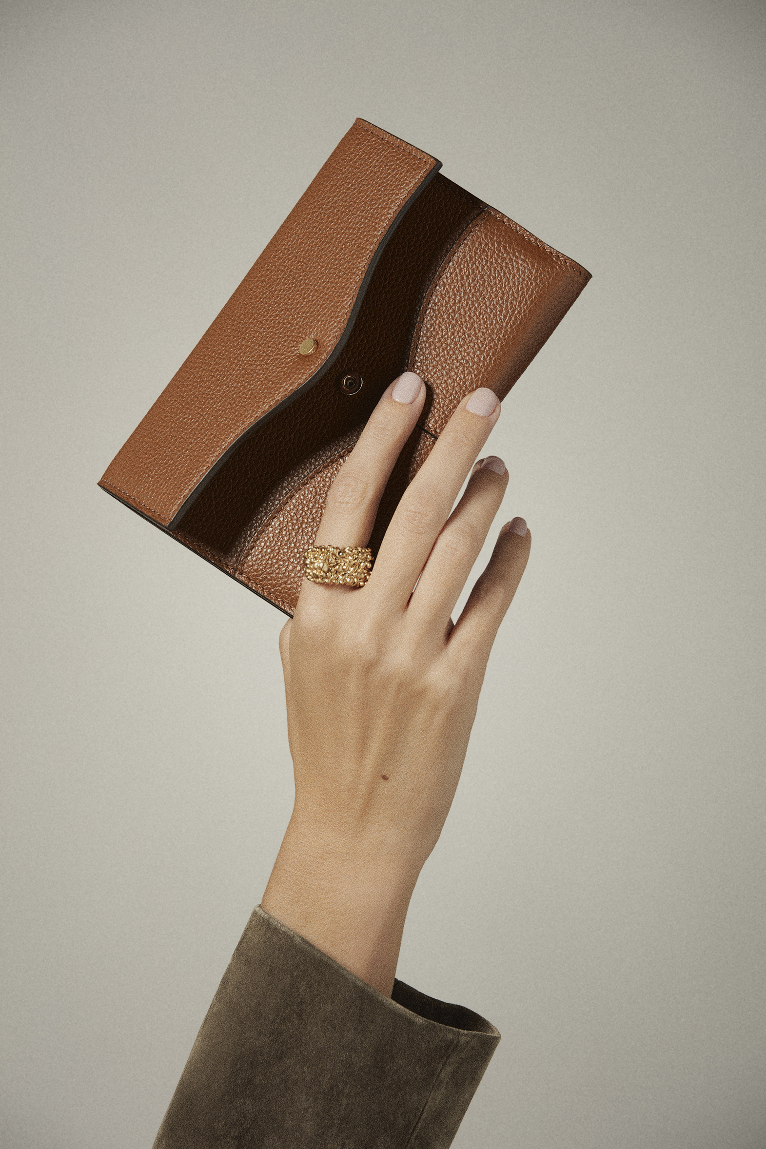 Hands 8 — Arthur Cerica