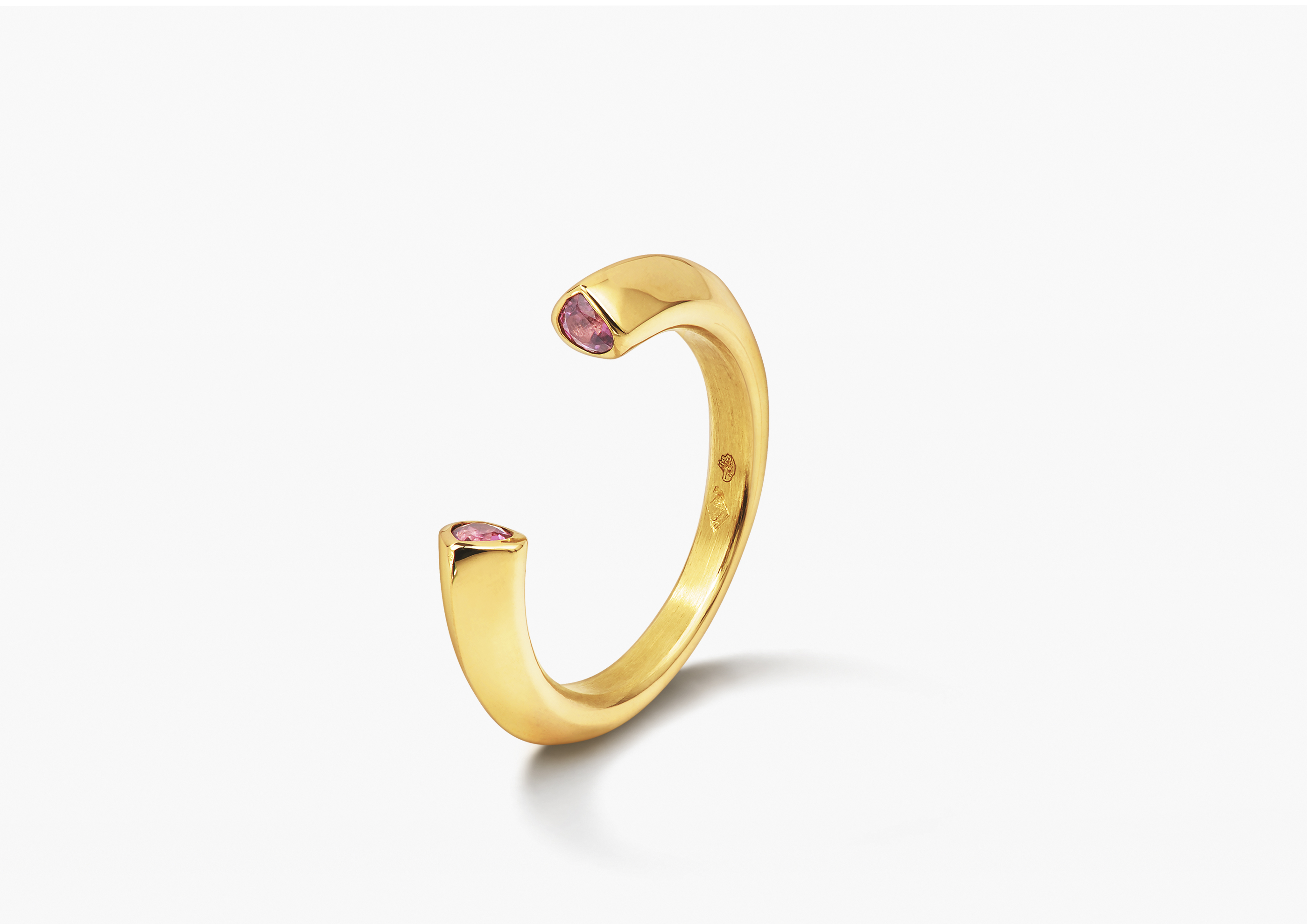 Bijoux; Joaillerie; Insolite Joaillerie; Bague; saphirs; Or; Pierre