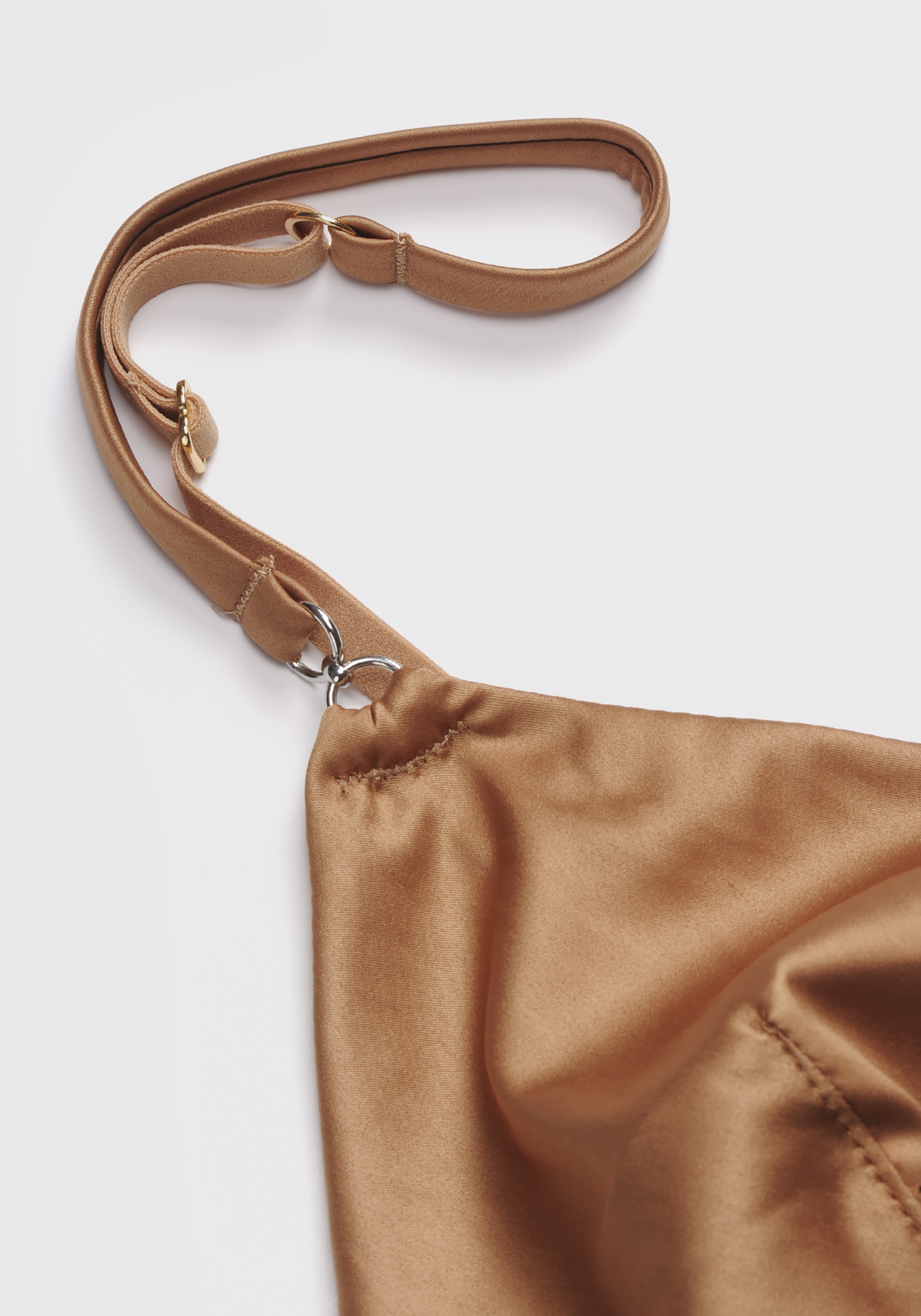 Lingerie; Icone; GMT; Icone-Lingerie