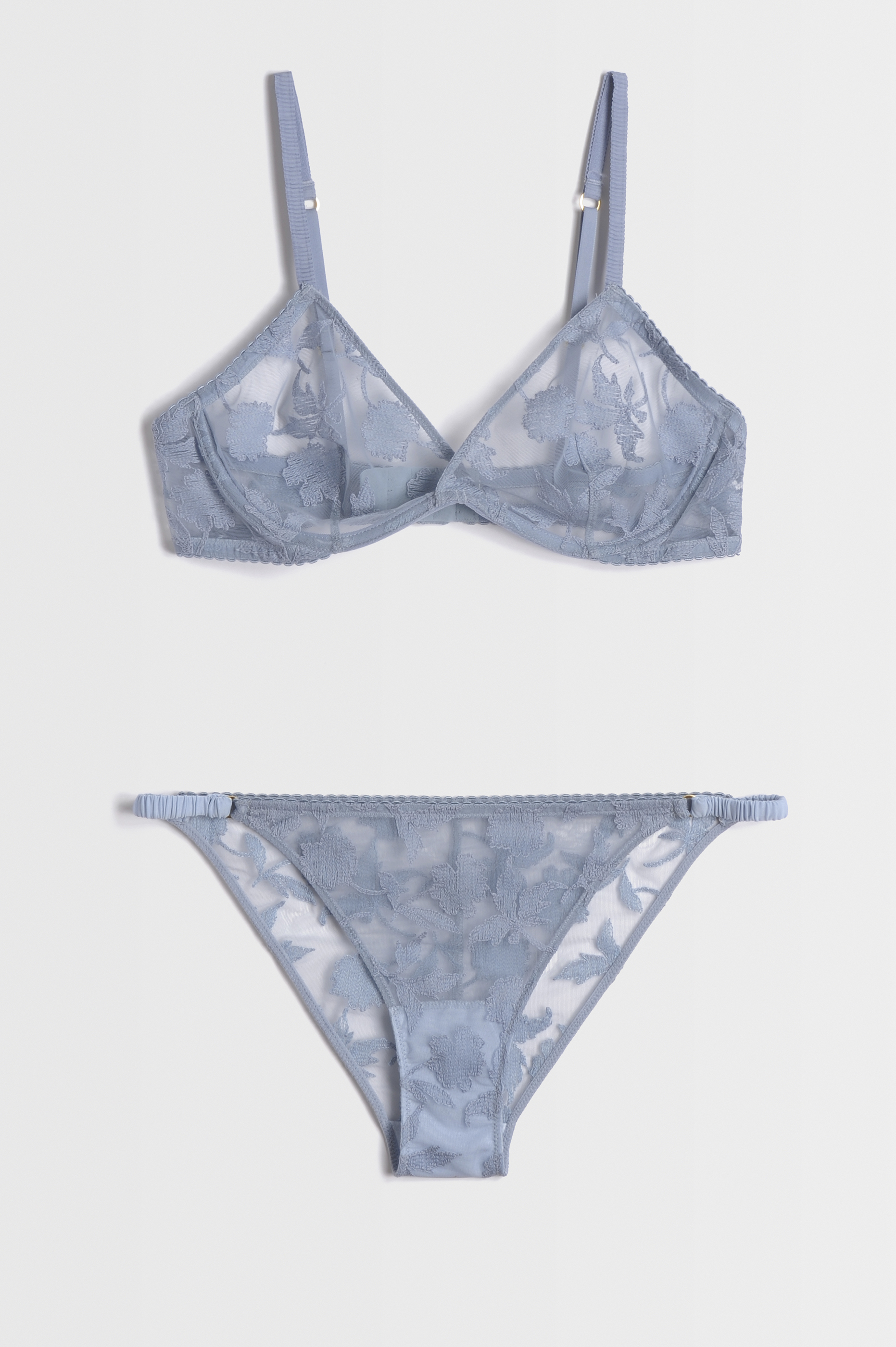 Lingerie; Icone; GMT; Icone-Lingerie; à plat
