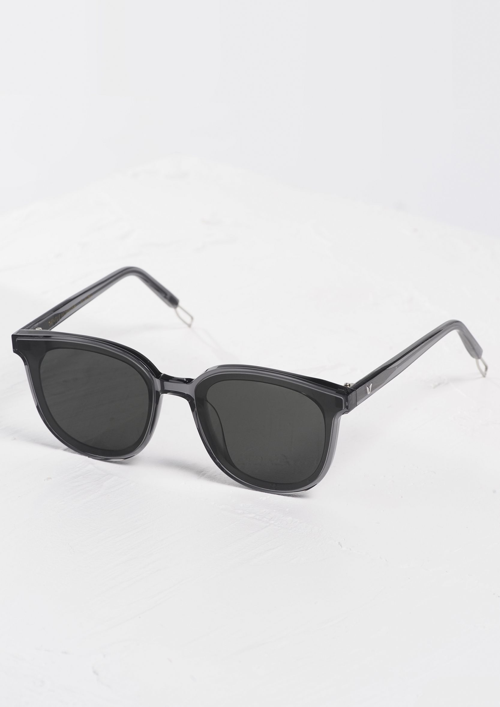 Tomgreyhound; Gentle-Monster; Lunette; mode; fashion; noir; transparent; accessoire-mode